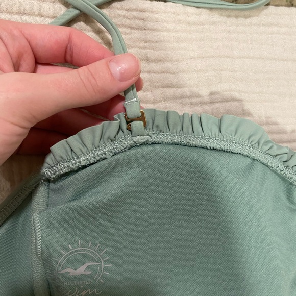 Hollister Bikini Top - Picture 4 of 5